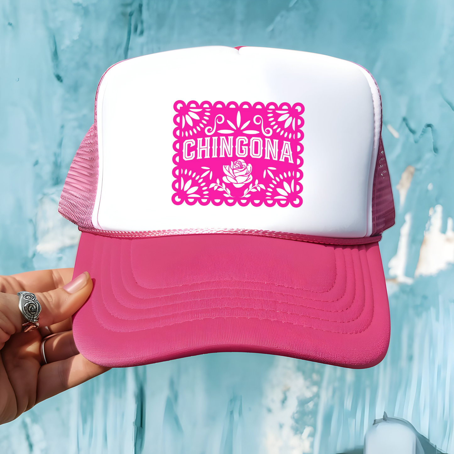 Chingona Papel Picado Trucker Hat – Gorra con Cultura y Actitud