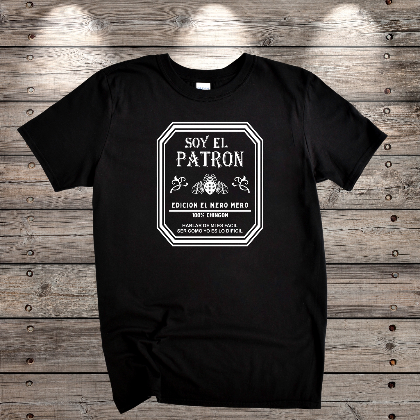 Soy El Patrón Tee – Edición El Mero Mero | Graphic Tee con Actitud y Orgullo Latino