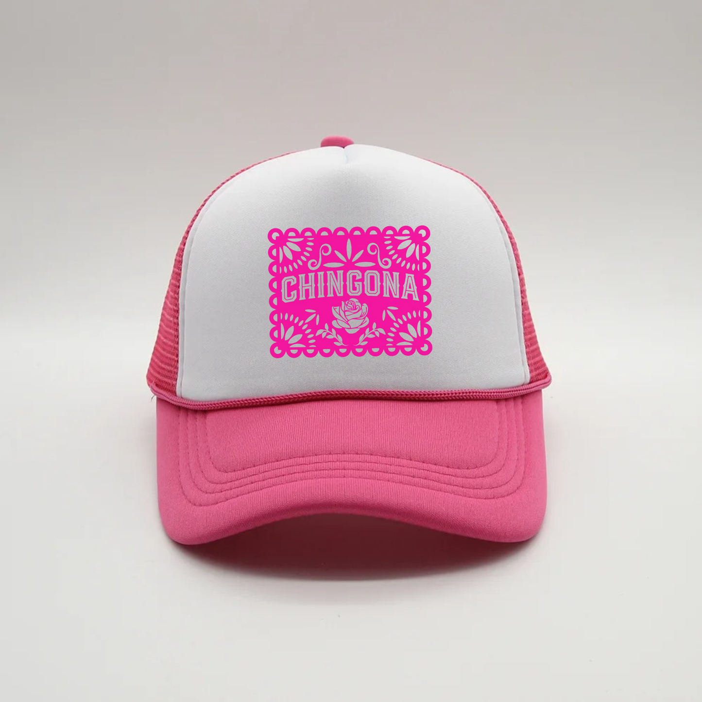 Chingona Papel Picado Trucker Hat – Gorra con Cultura y Actitud