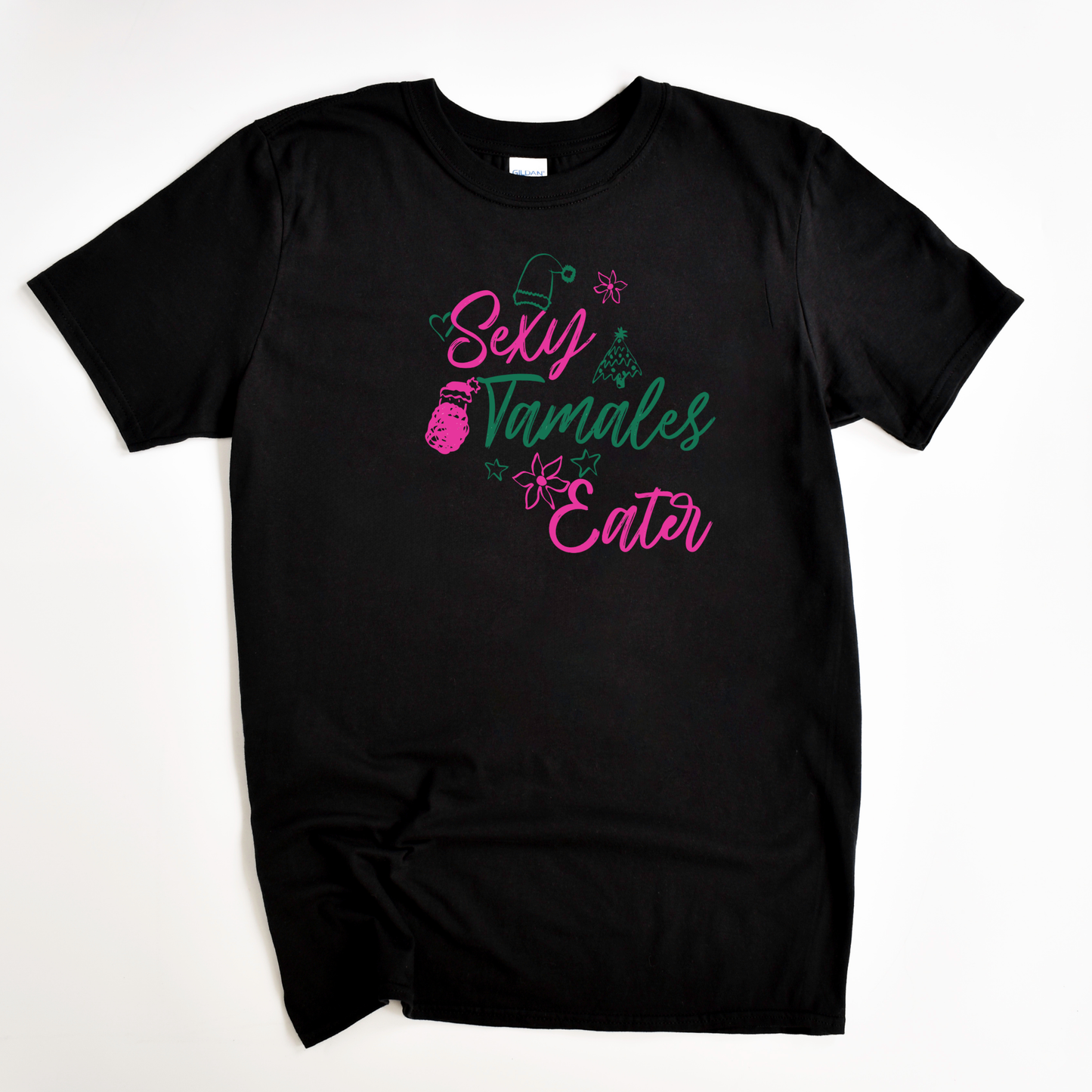 Sexy Tamales Eater Tee – Graphic Tee con Sazón y Actitud Navideña