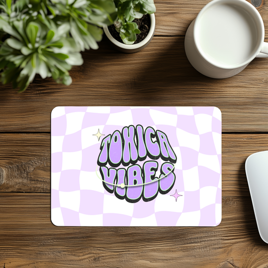 Toxica Vibes Mouse Pad – Funny Latina Office Decor | Purple Checkered Spanglish Desk Mat