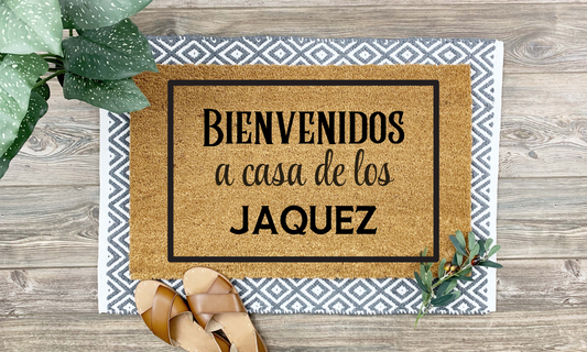 Bienvenido a la Casa de los [Apellido] Personalized Welcome Doormat, 18x30 Handmade Coir Mat